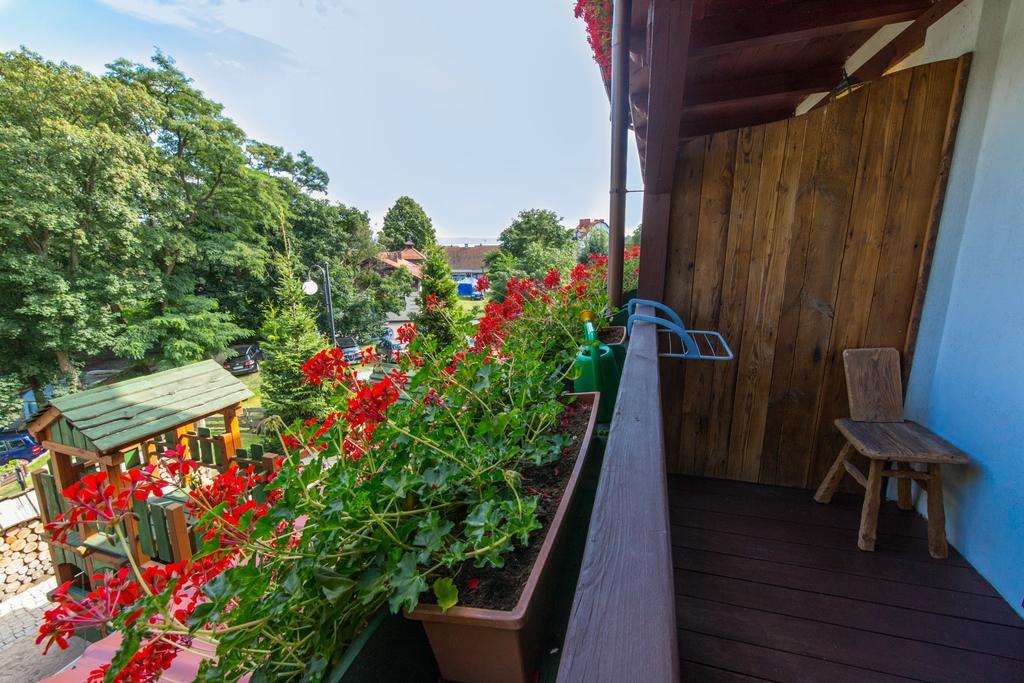 Pensjonat Polonia Krynica Morska Ngoại thất bức ảnh